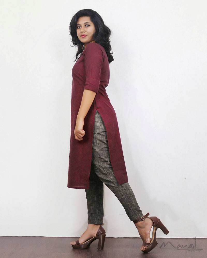 Maroon Cotton Kurta With Minimal Embroidery