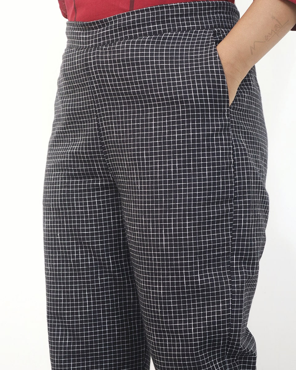 Black Checks Cotton Formal Fit Pant