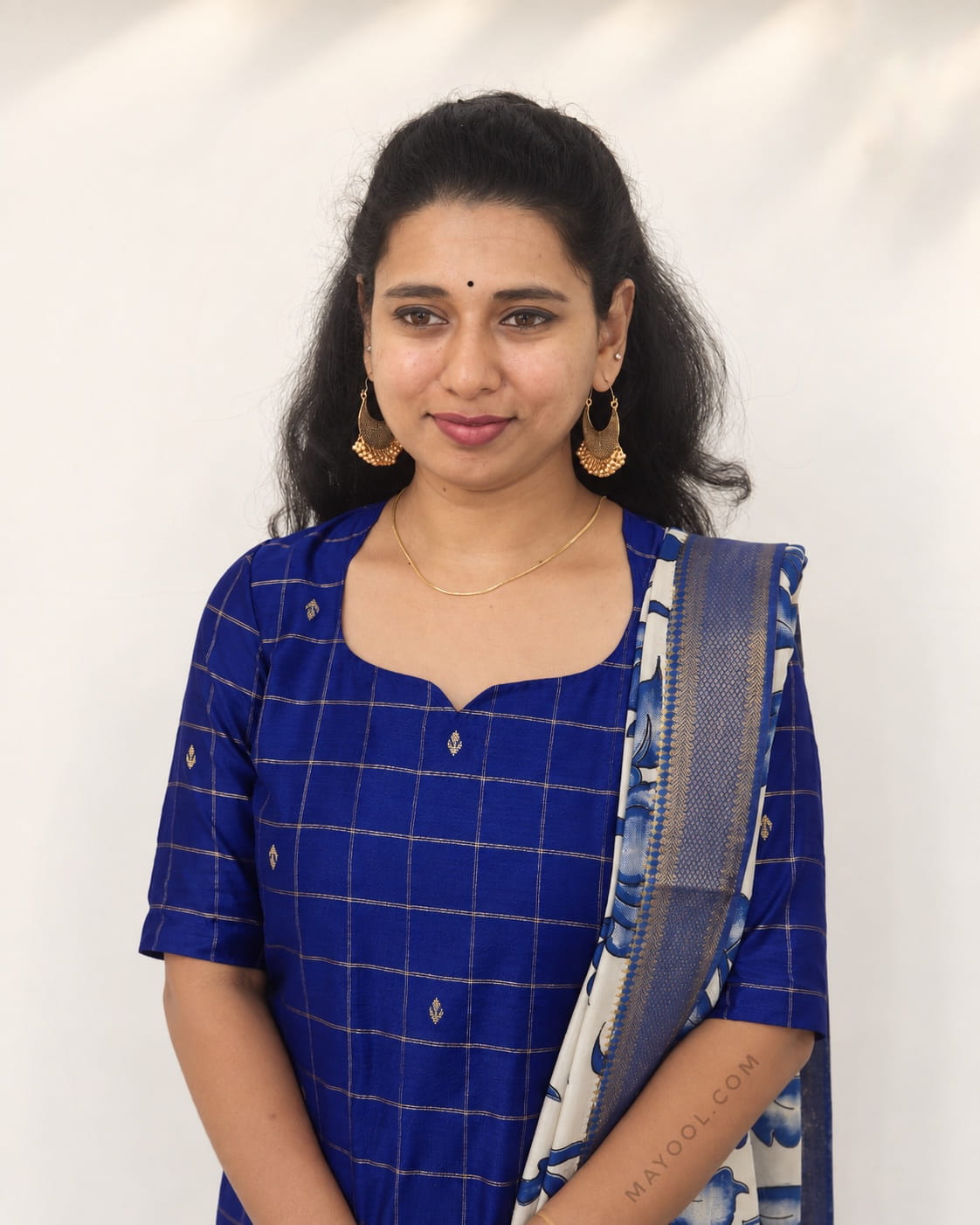 Dark Blue Jari Checks Traditional Kurta
