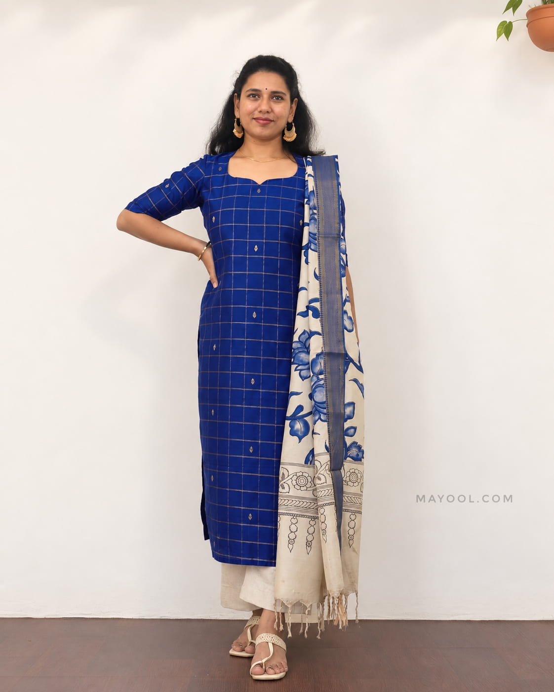 Dark Blue Jari Checks Traditional Kurta
