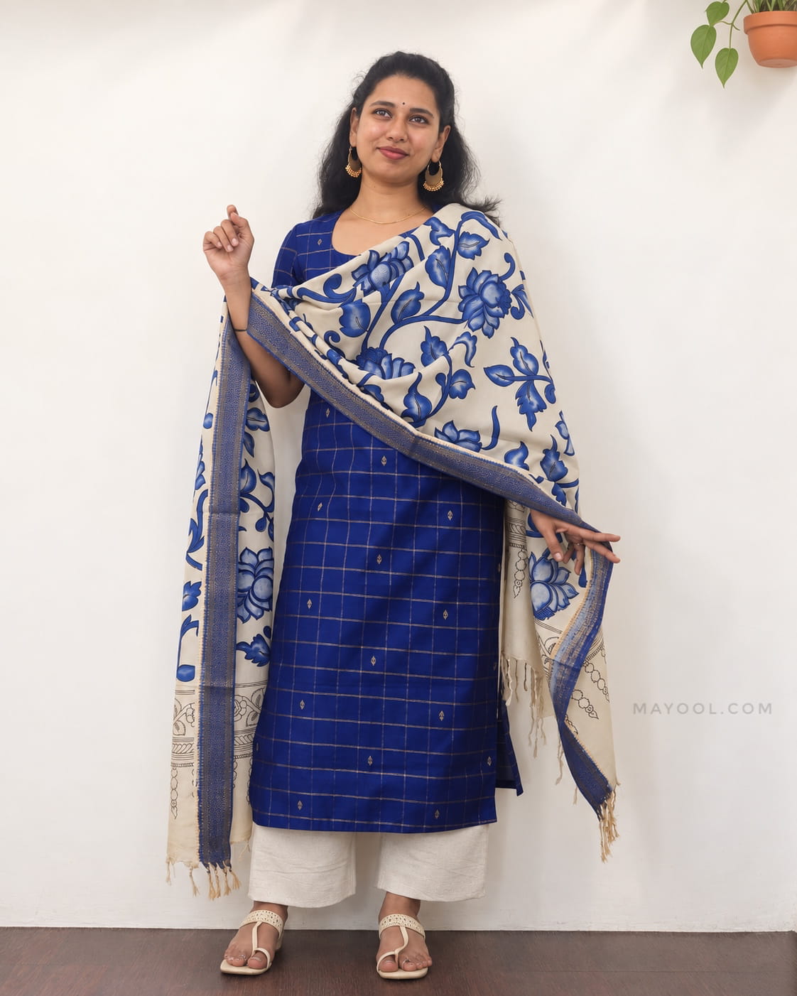 Dark Blue Jari Checks Traditional Kurta
