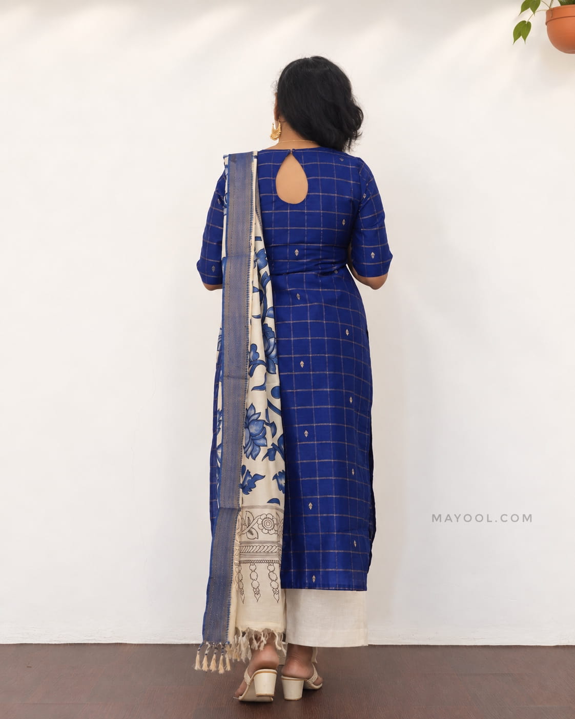 Dark Blue Jari Checks Traditional Kurta