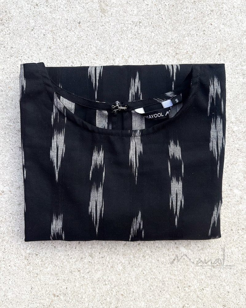 Grey Black Ikat Kurta