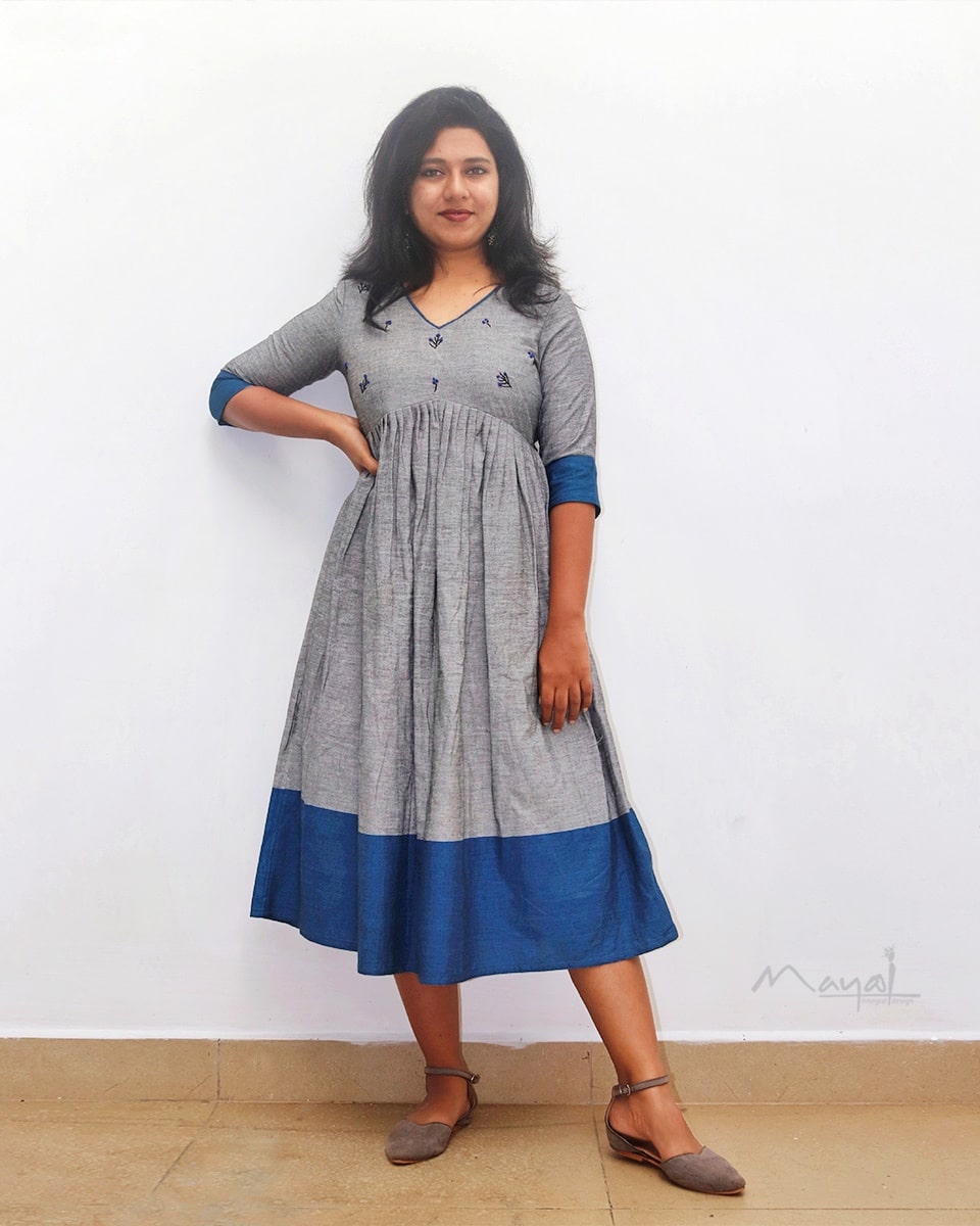 Grey Blue Minimal Embroidery Flare Dresses