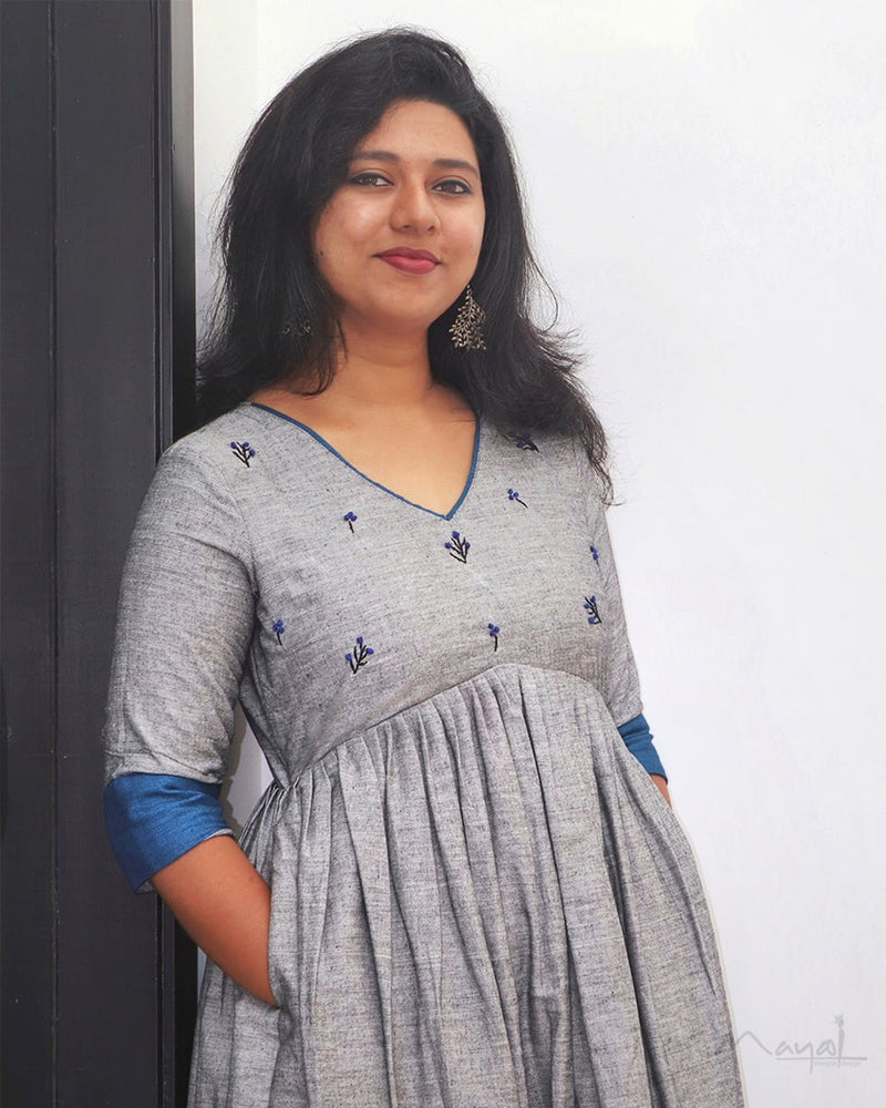 Grey Blue Minimal Embroidery Flare Dresses