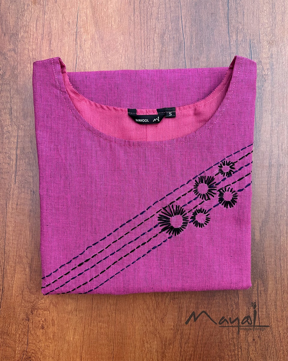 Magenta Pink Kurta With Minimal Embroidery