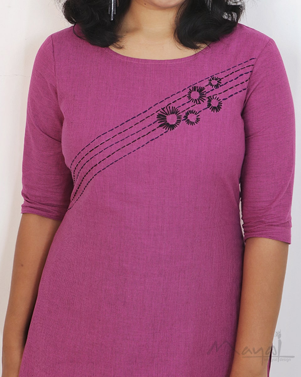 Magenta Pink Kurta With Minimal Embroidery