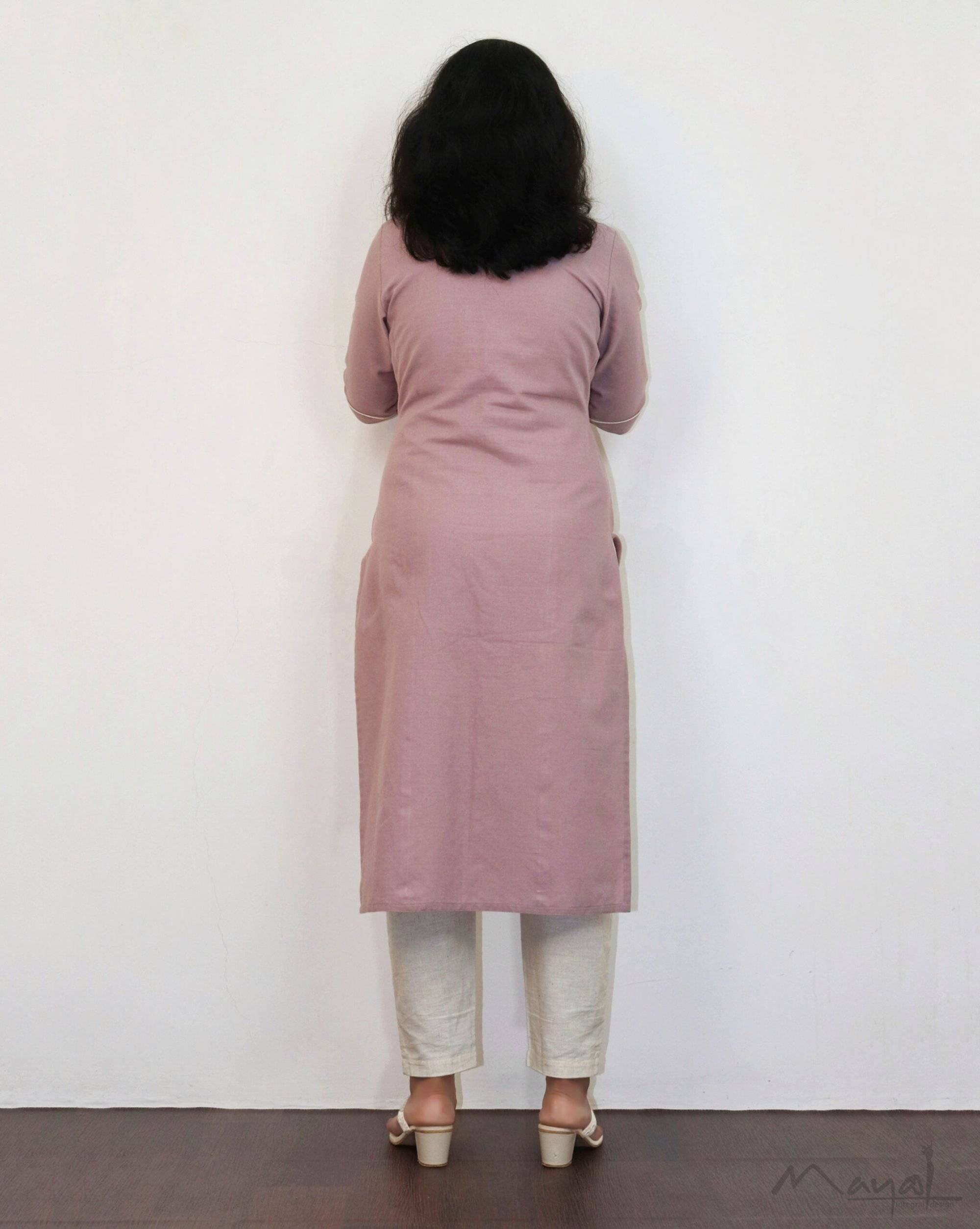 Mauve Cotton Kurta With Minimal Embroidery