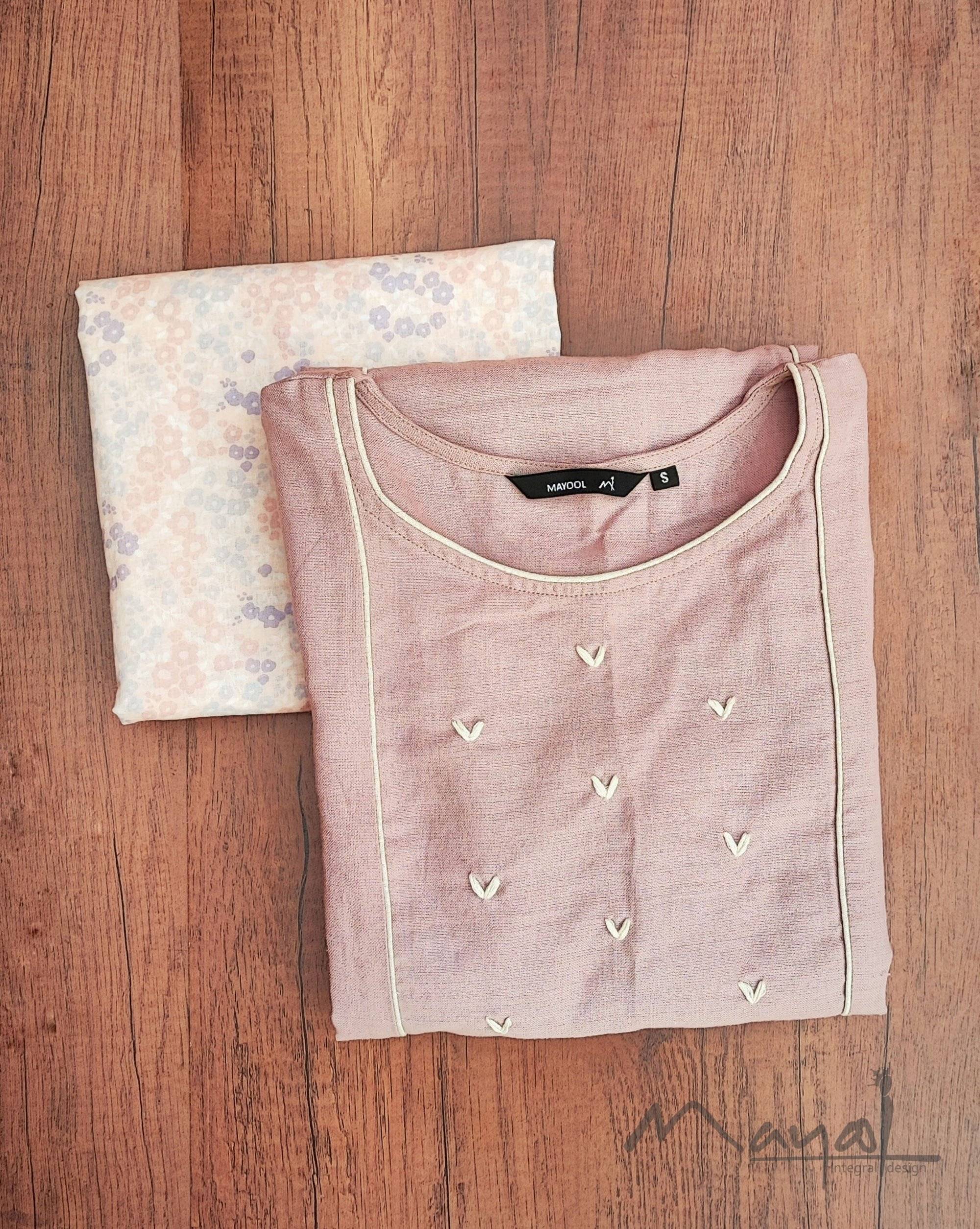 Mauve Cotton Kurta With Minimal Embroidery