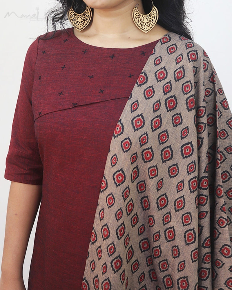 Maroon Cotton Kurta With Minimal Embroidery