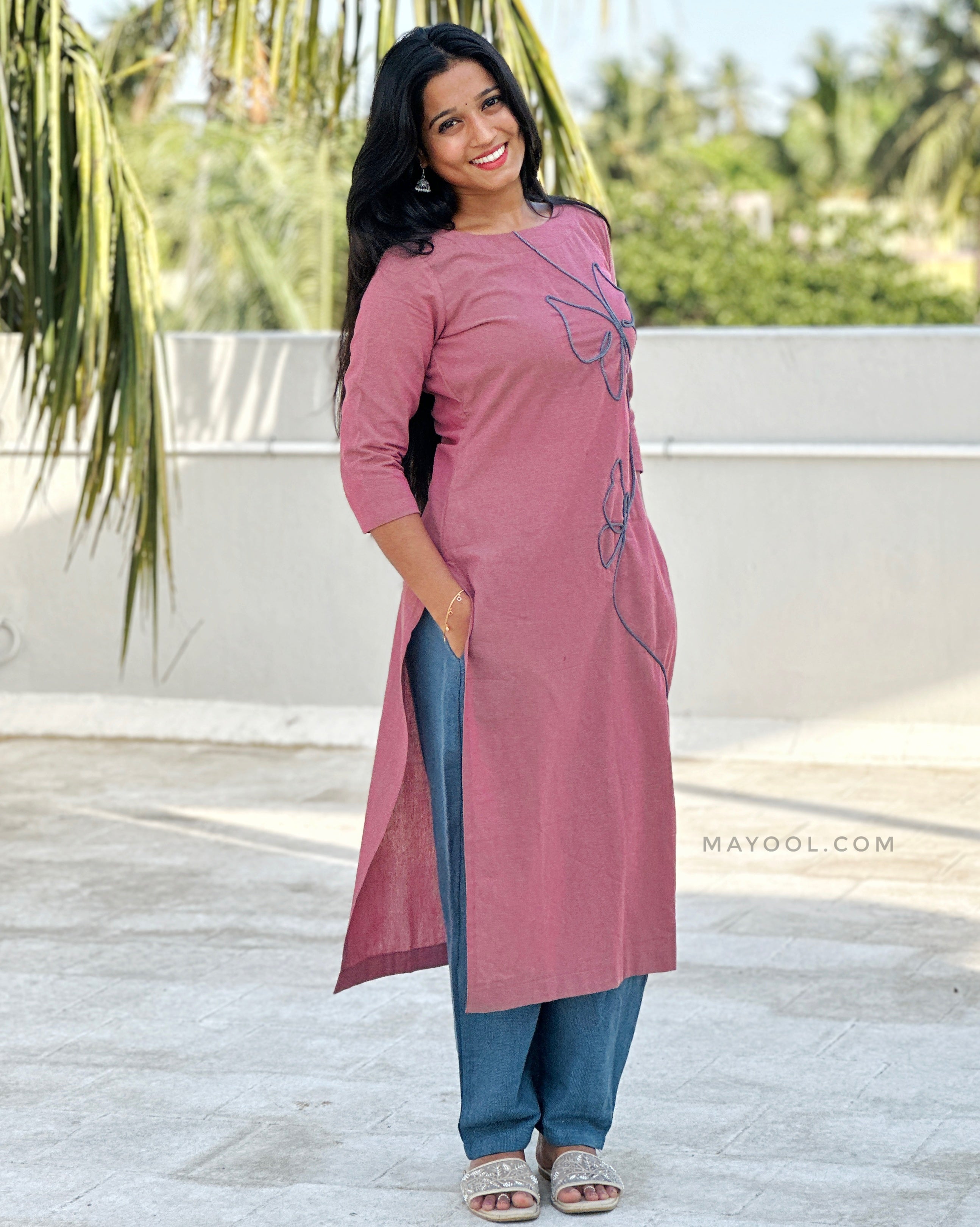 Vintage Rose Thread Tale Cotton Kurta